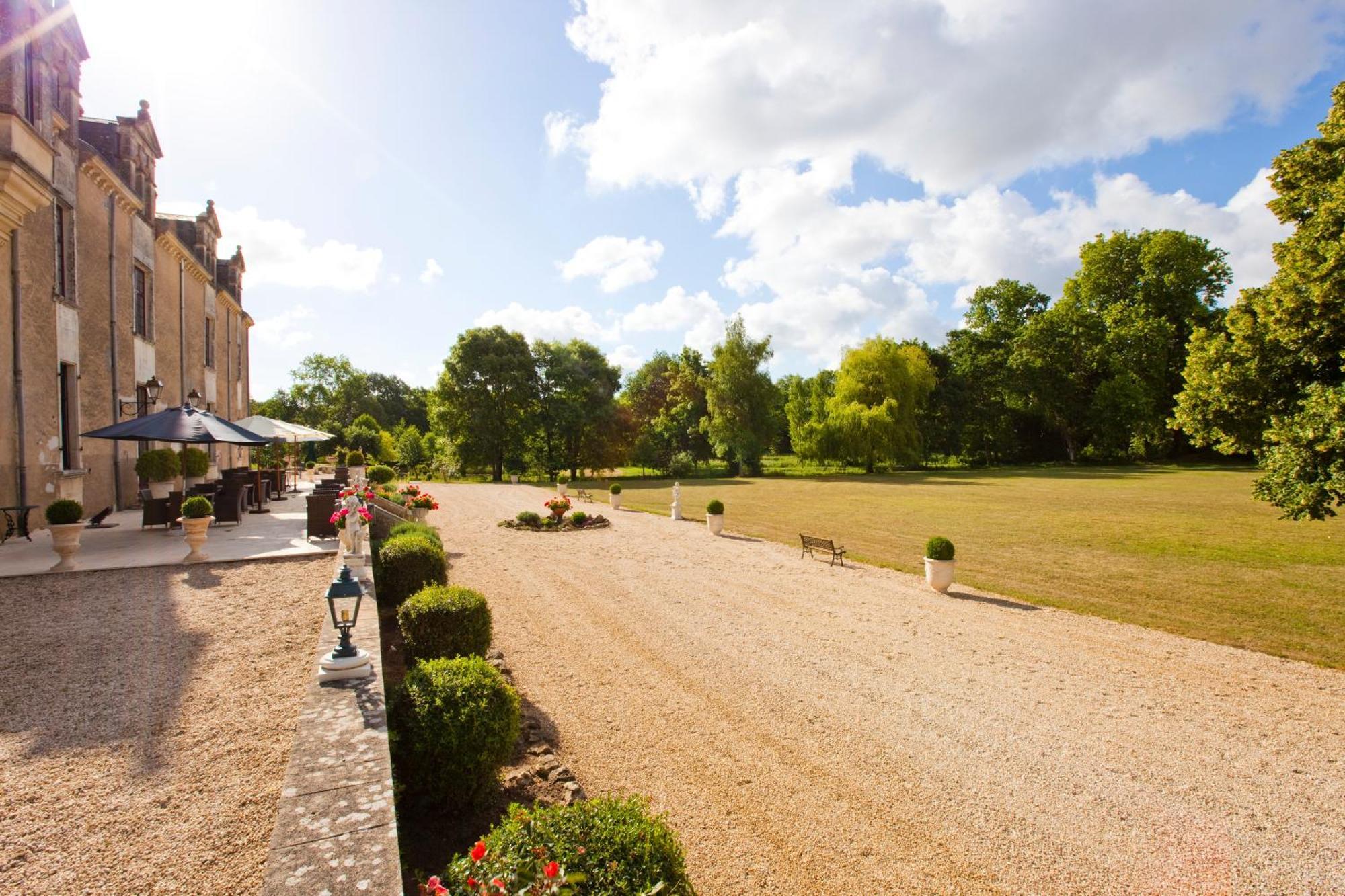 Chateau De La Verie Challans Bagian luar foto